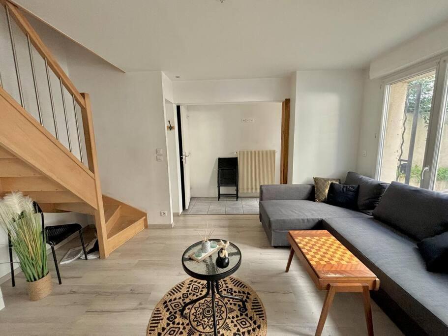 Maison Familiale Avec Exterieur *